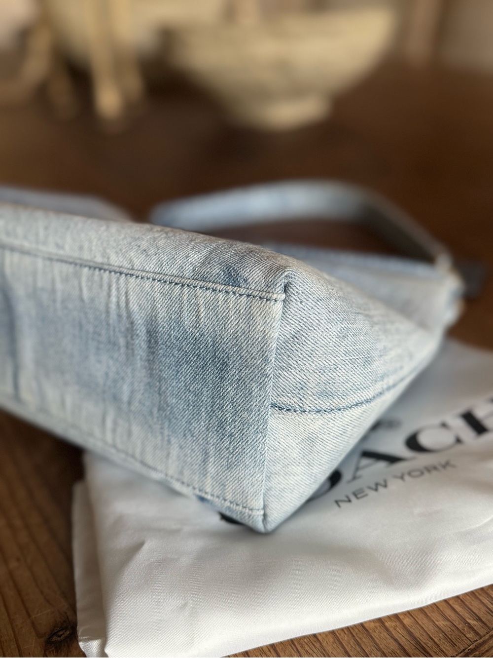 Coach Laurel bag in Loved Denim - Picture 9 of 9